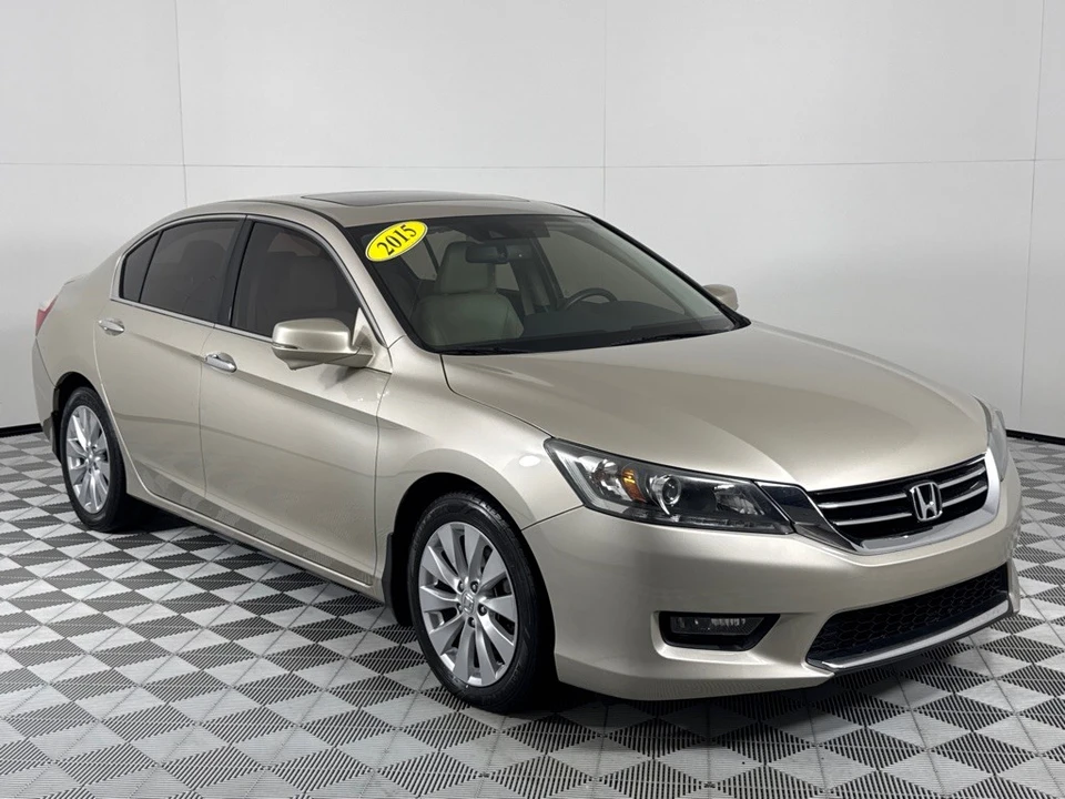 2015 Honda Accord 9th Gen - Image 3 of 12