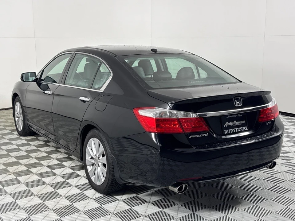 2015 Honda Accord 9th Gen - Image 7 of 12