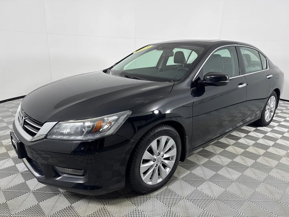 2015 Honda Accord 9th Gen - Image 9 of 12