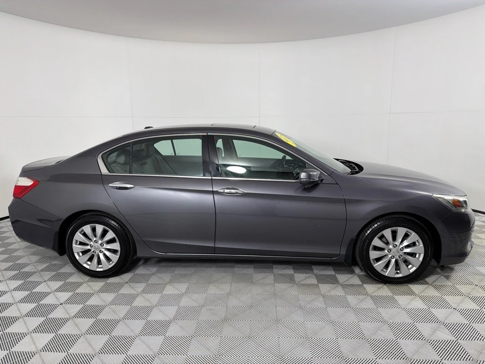 2015 Honda Accord 9th Gen - Image 4 of 12
