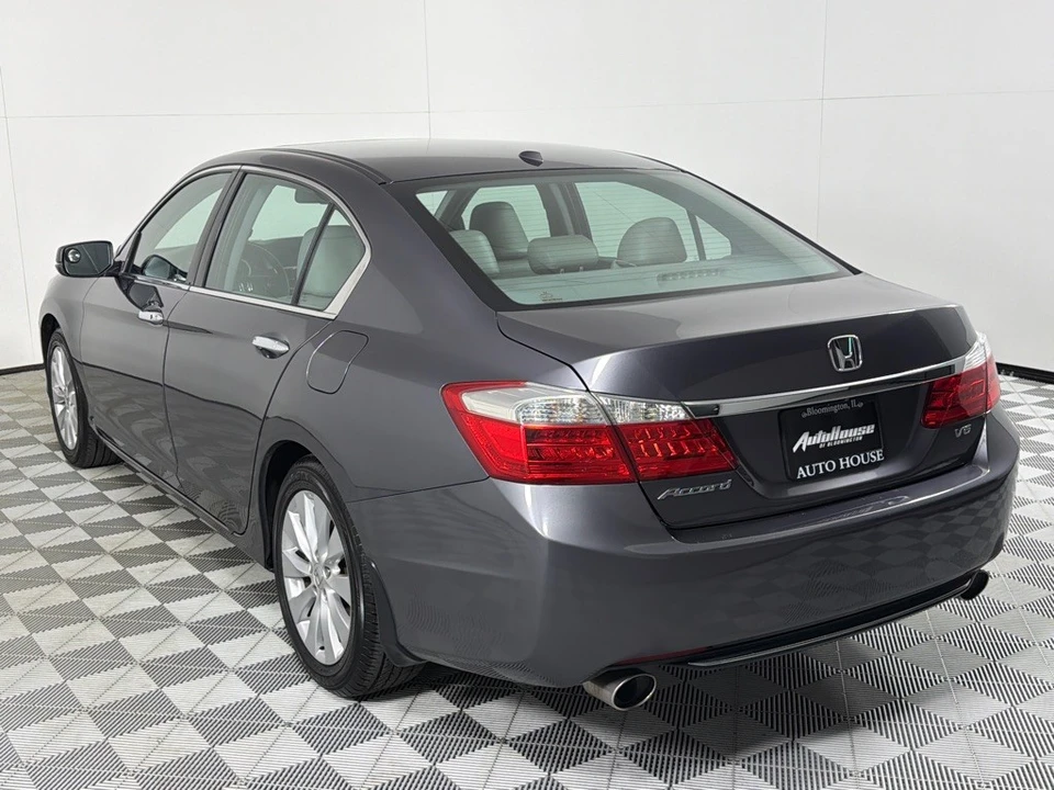 2015 Honda Accord 9th Gen - Image 7 of 12