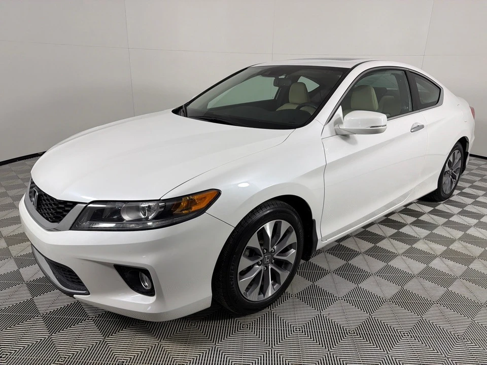 2015 Honda Accord 9th Gen - Image 9 of 12