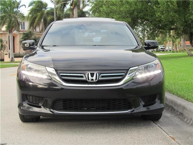 2015 Honda Accord 9th Gen - Image 4 of 12