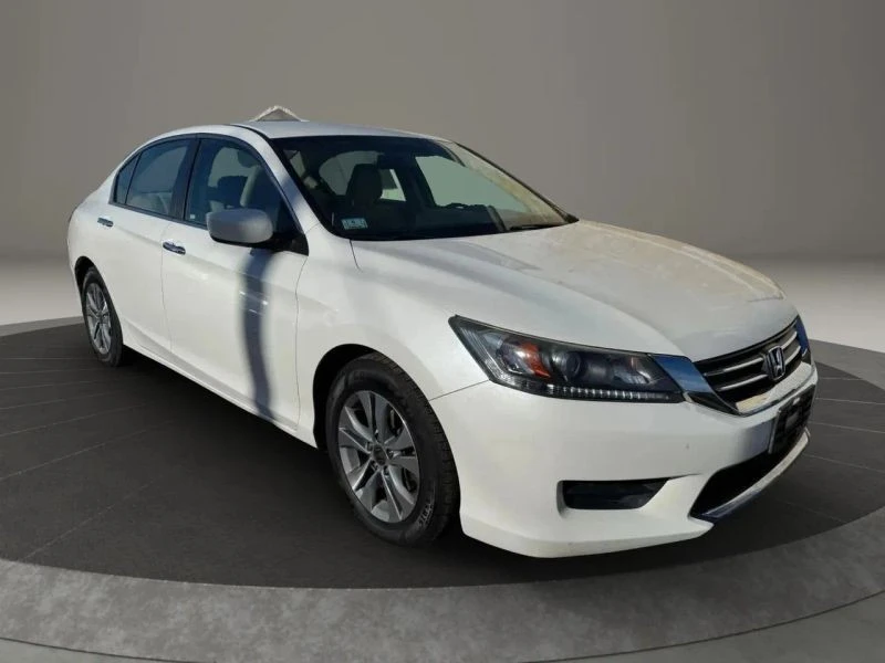 2015 Honda Accord 9th Gen - Image 6 of 12