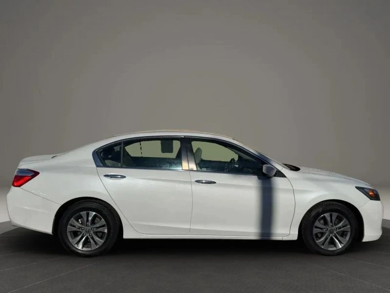 2015 Honda Accord 9th Gen - Image 8 of 12