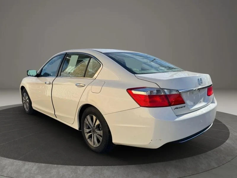 2015 Honda Accord 9th Gen - Image 7 of 12