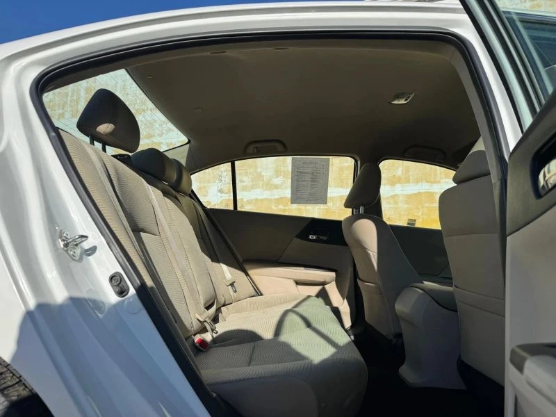 2015 Honda Accord 9th Gen - Image 11 of 12