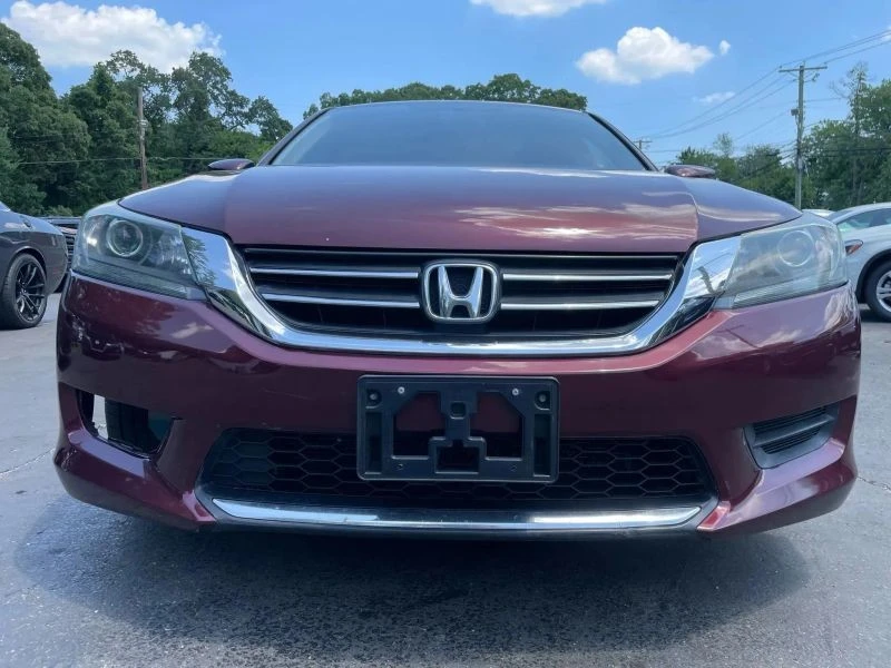 2015 Honda Accord 9th Gen - Image 2 of 12