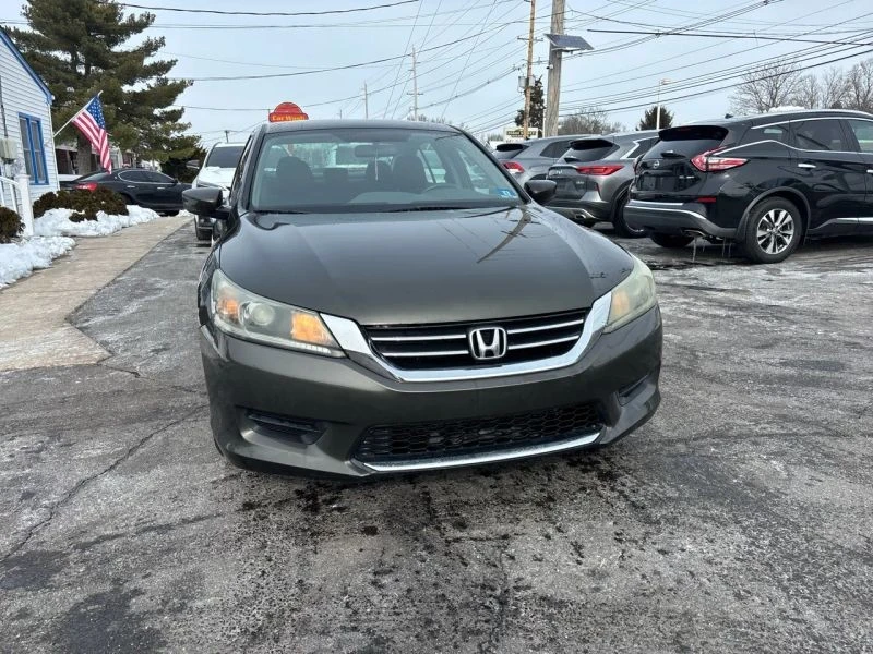 2015 Honda Accord 9th Gen - Image 9 of 12