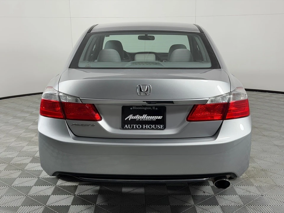 2015 Honda Accord 9th Gen - Image 6 of 12