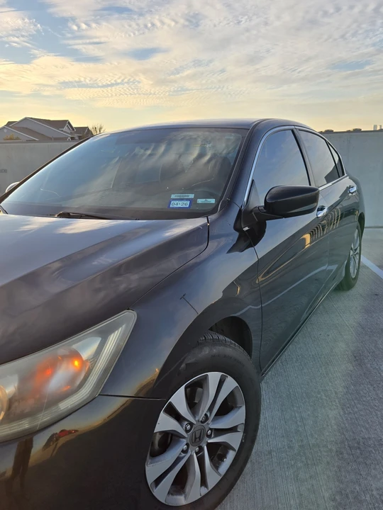 2015 Honda Accord 9th Gen - Image 3 of 18