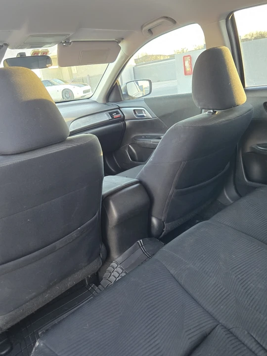 2015 Honda Accord 9th Gen - Image 15 of 18