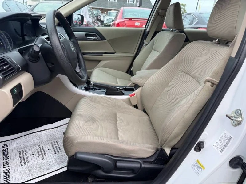 2015 Honda Accord 9th Gen - Image 11 of 12