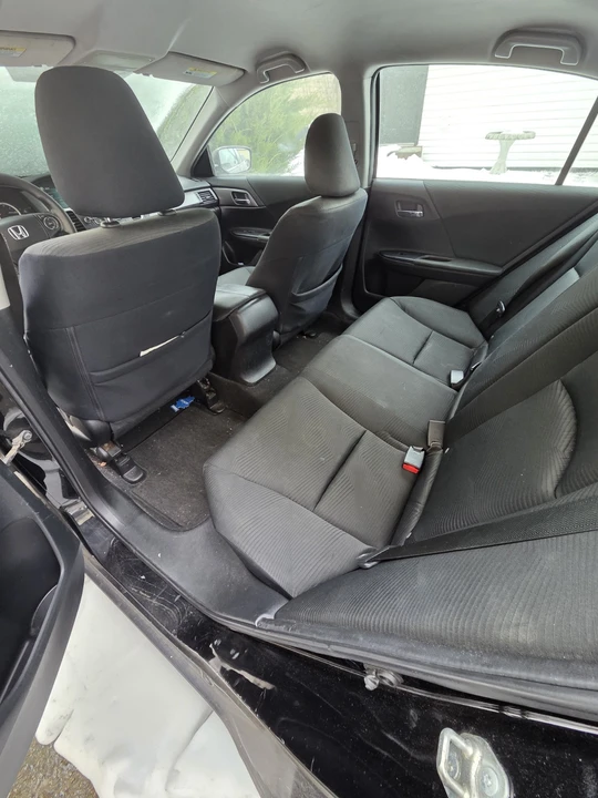 2015 Honda Accord 9th Gen - Image 2 of 4