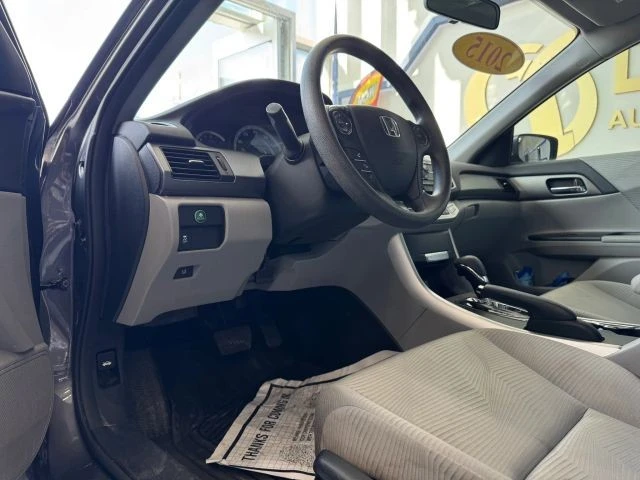 2015 Honda Accord 9th Gen - Image 12 of 31