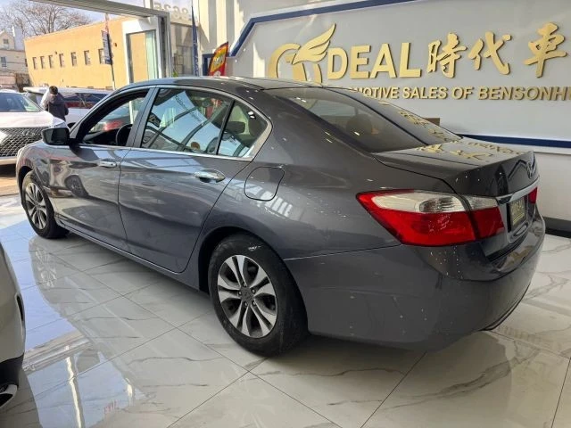2015 Honda Accord 9th Gen - Image 4 of 31