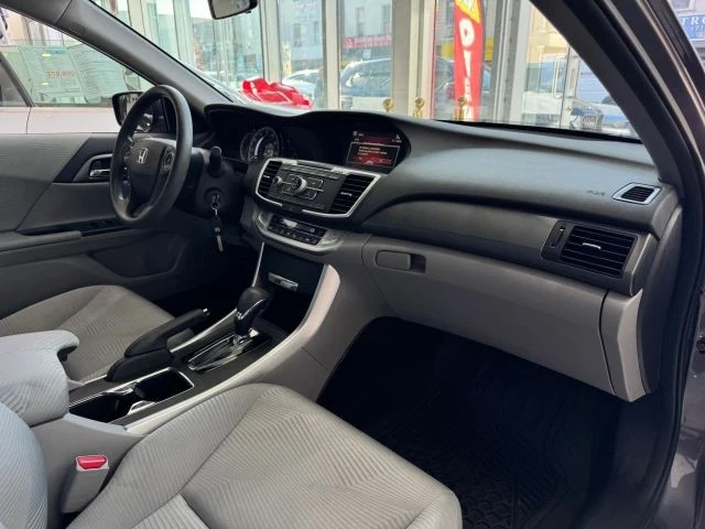 2015 Honda Accord 9th Gen - Image 30 of 31
