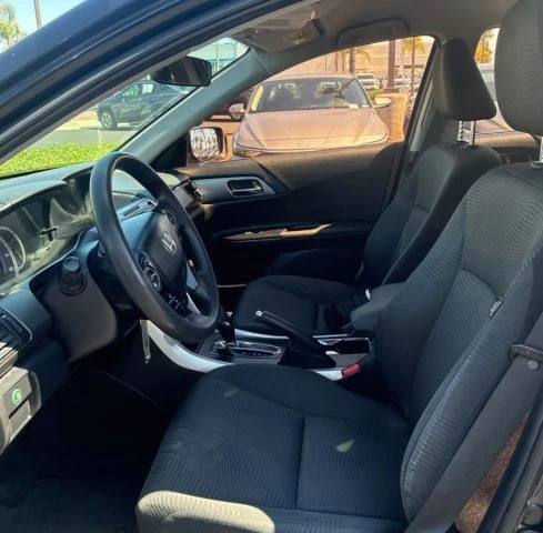 2015 Honda Accord 9th Gen - Image 8 of 11