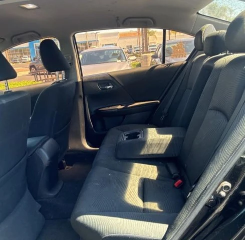 2015 Honda Accord 9th Gen - Image 10 of 11