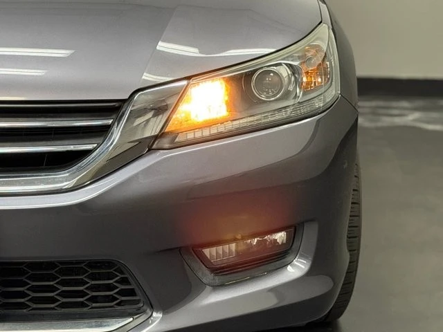 2015 Honda Accord 9th Gen - Image 8 of 12