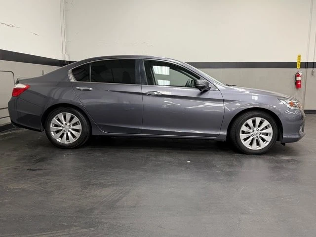 2015 Honda Accord 9th Gen - Image 5 of 12