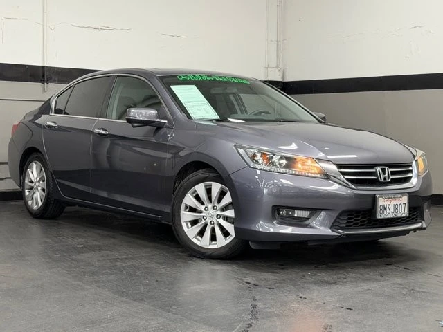 2015 Honda Accord 9th Gen - Image 2 of 12