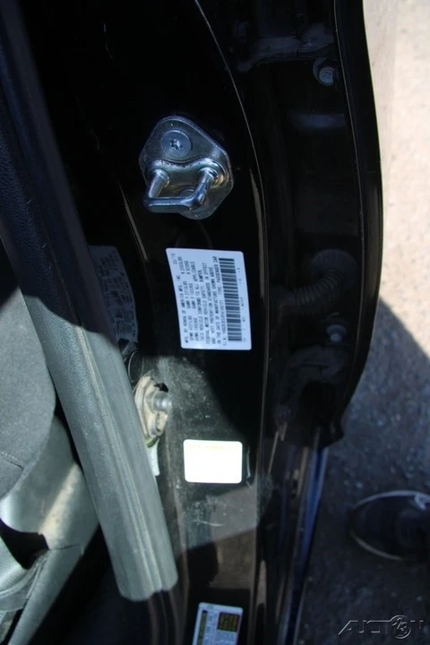 2015 Honda Accord 9th Gen - Image 13 of 21