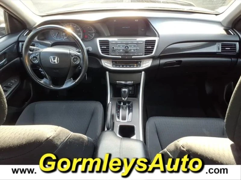 2015 Honda Accord 9th Gen - Image 8 of 12