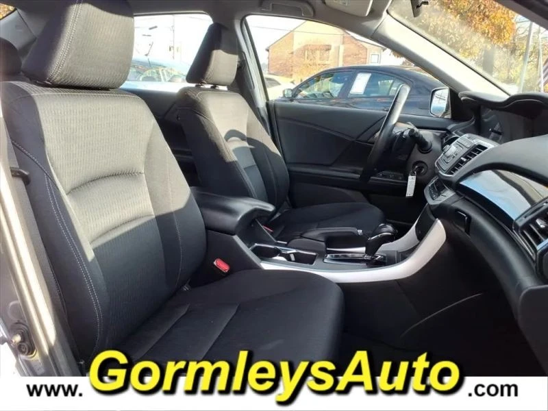 2015 Honda Accord 9th Gen - Image 6 of 12