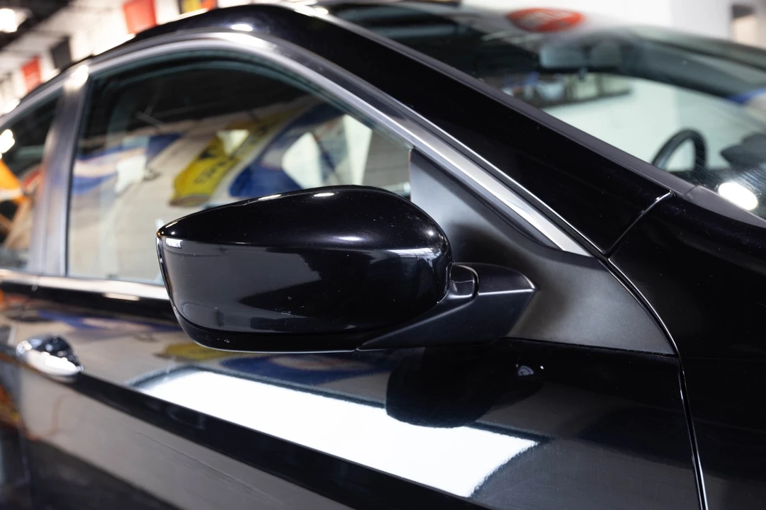 2015 Honda Accord 9th Gen - Image 13 of 21