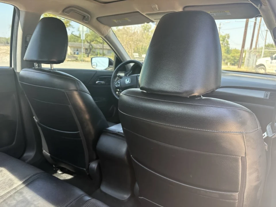 2015 Honda Accord 9th Gen - Image 19 of 21