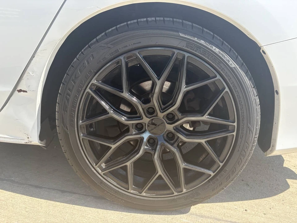 2015 Honda Accord 9th Gen - Image 10 of 21