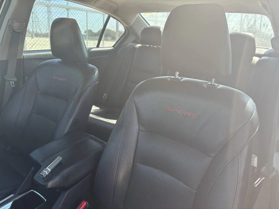 2015 Honda Accord 9th Gen - Image 14 of 21