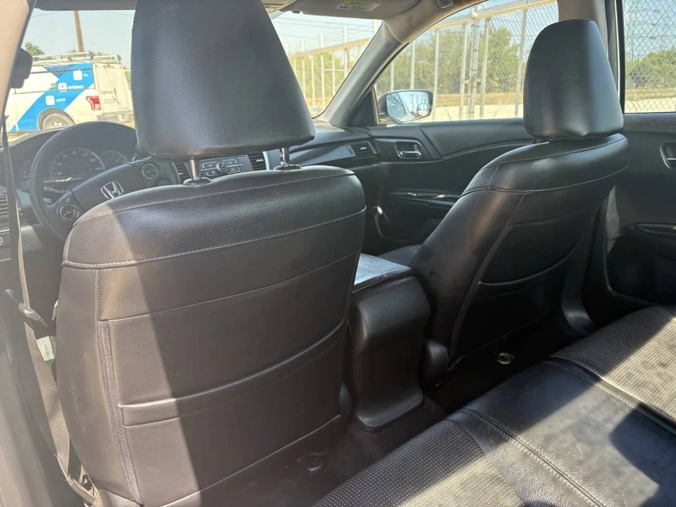 2015 Honda Accord 9th Gen - Image 16 of 21