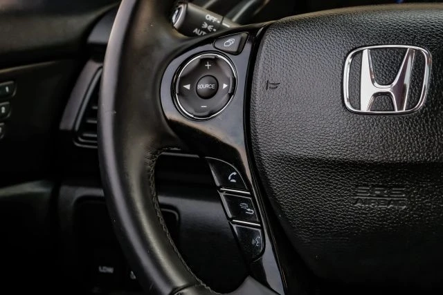 2015 Honda Accord 9th Gen - Image 20 of 21