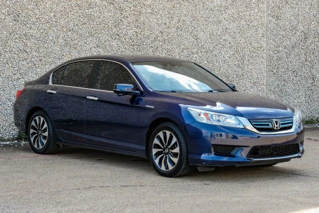 2015 Honda Accord 9th Gen - Image 8 of 21