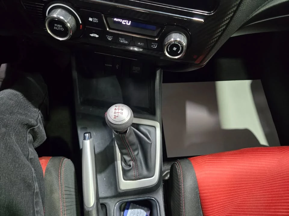 2015 Honda Civic Si 9th Gen - Image 16 of 18