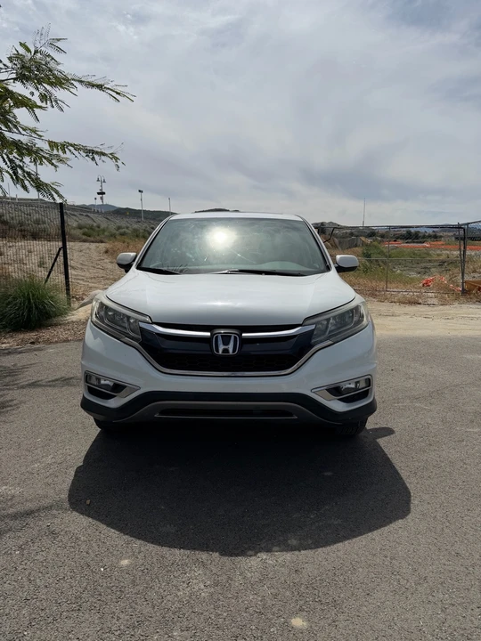 2015 Honda CR-V 4th Gen - Image 2 of 10