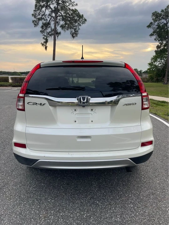 2015 Honda CR-V 4th Gen - Image 8 of 15