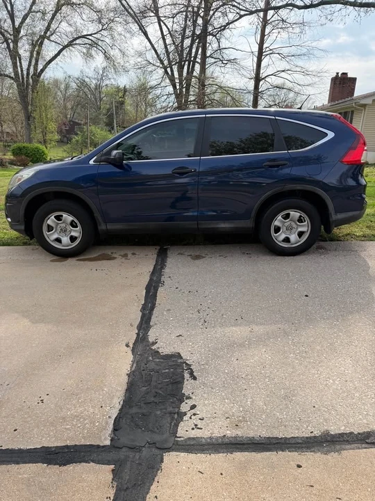 2015 Honda CR-V 4th Gen - Image 3 of 10
