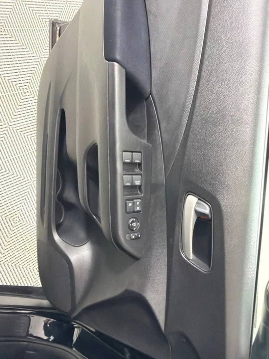 2015 Honda CR-V 4th Gen - Image 10 of 21
