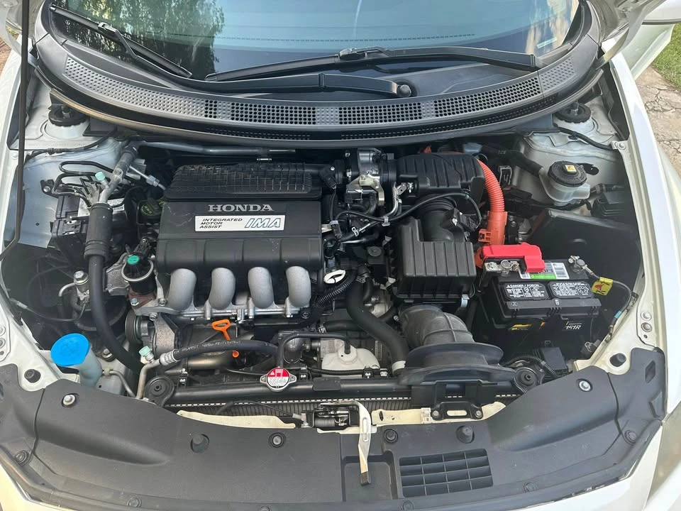 2015 Honda CR-Z - Image 13 of 15