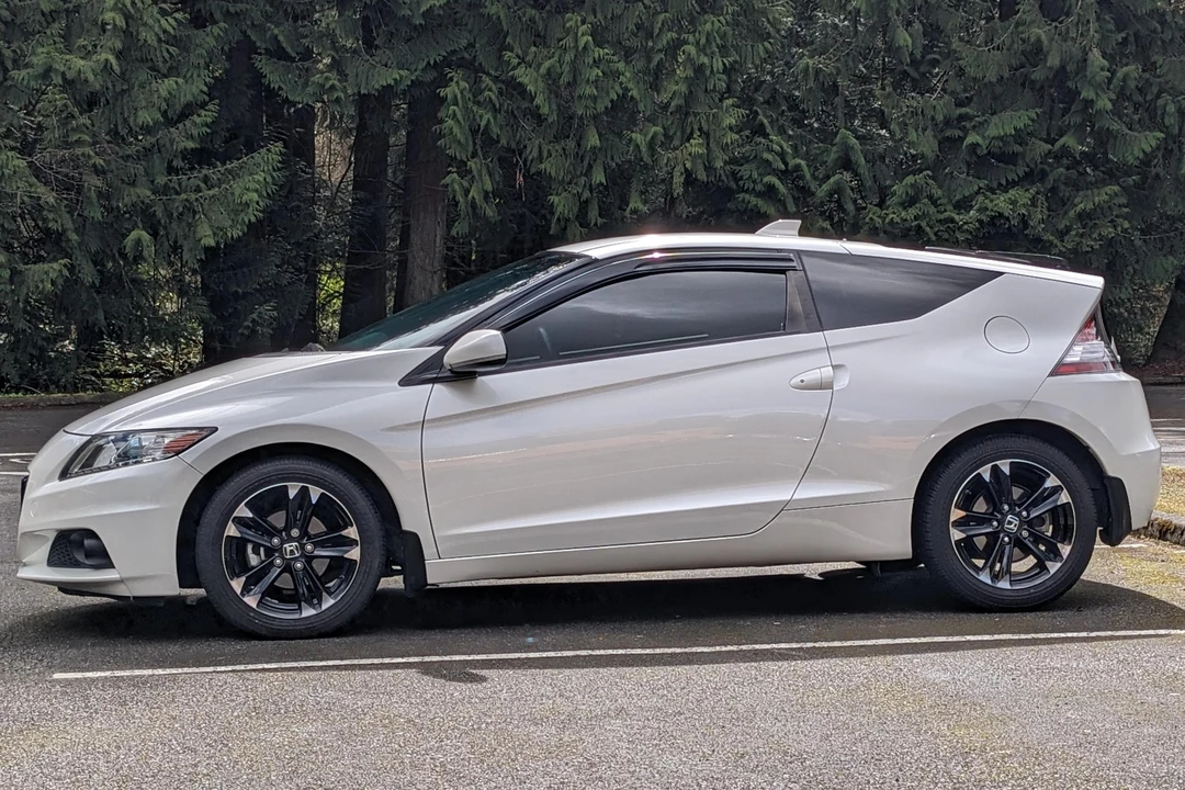 2015 Honda CR-Z - Image 3 of 31