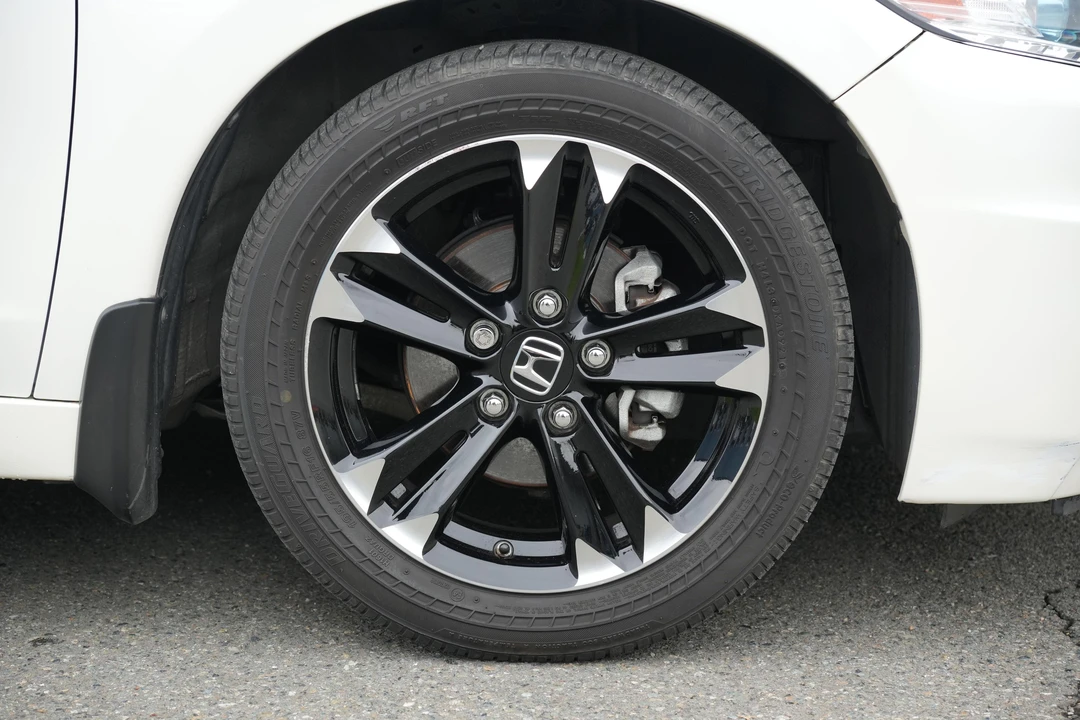 2015 Honda CR-Z - Image 29 of 31
