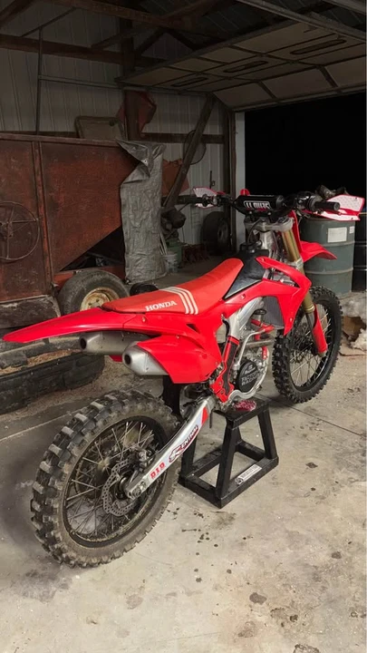 2015 Honda CRF - Image 5 of 9