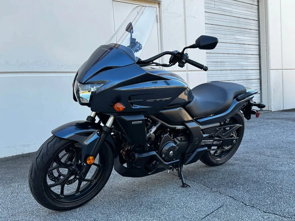 2015 Honda Motorcycles - Image 3 of 12