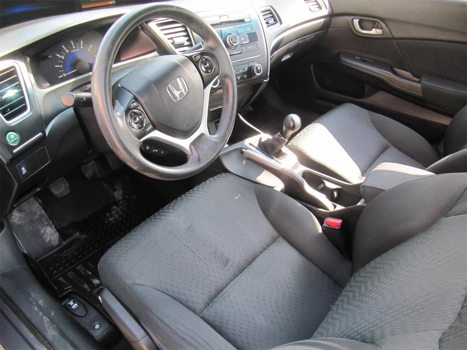 2015 Honda Civic 9th Gen - Image 12 of 18