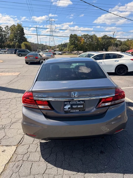 2015 Honda Civic 9th Gen - Image 5 of 11