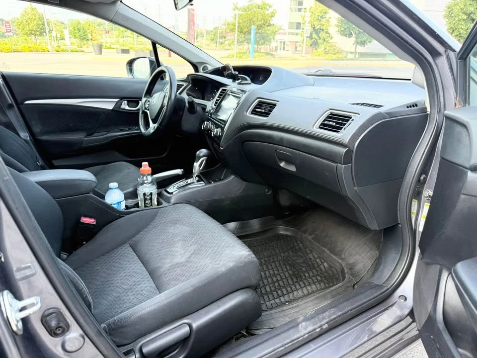 2015 Honda Civic 9th Gen - Image 10 of 12