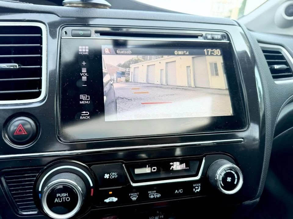 2015 Honda Civic 9th Gen - Image 6 of 12
